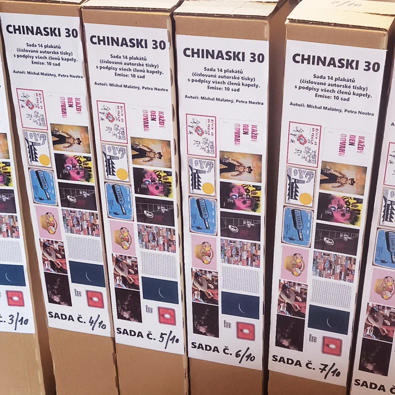 Limitovaná série plakátů Chinaski 30